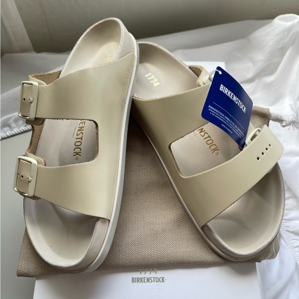 1774 Rare Birkenstock all leather (sole) Vanilla size 41 BNWT
